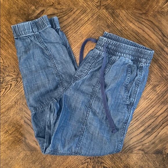 SOLD GAP | seamed light indigo jogger - Picture 5 of 8